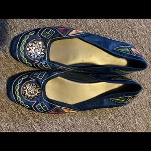 Boho/indie style fancy flats